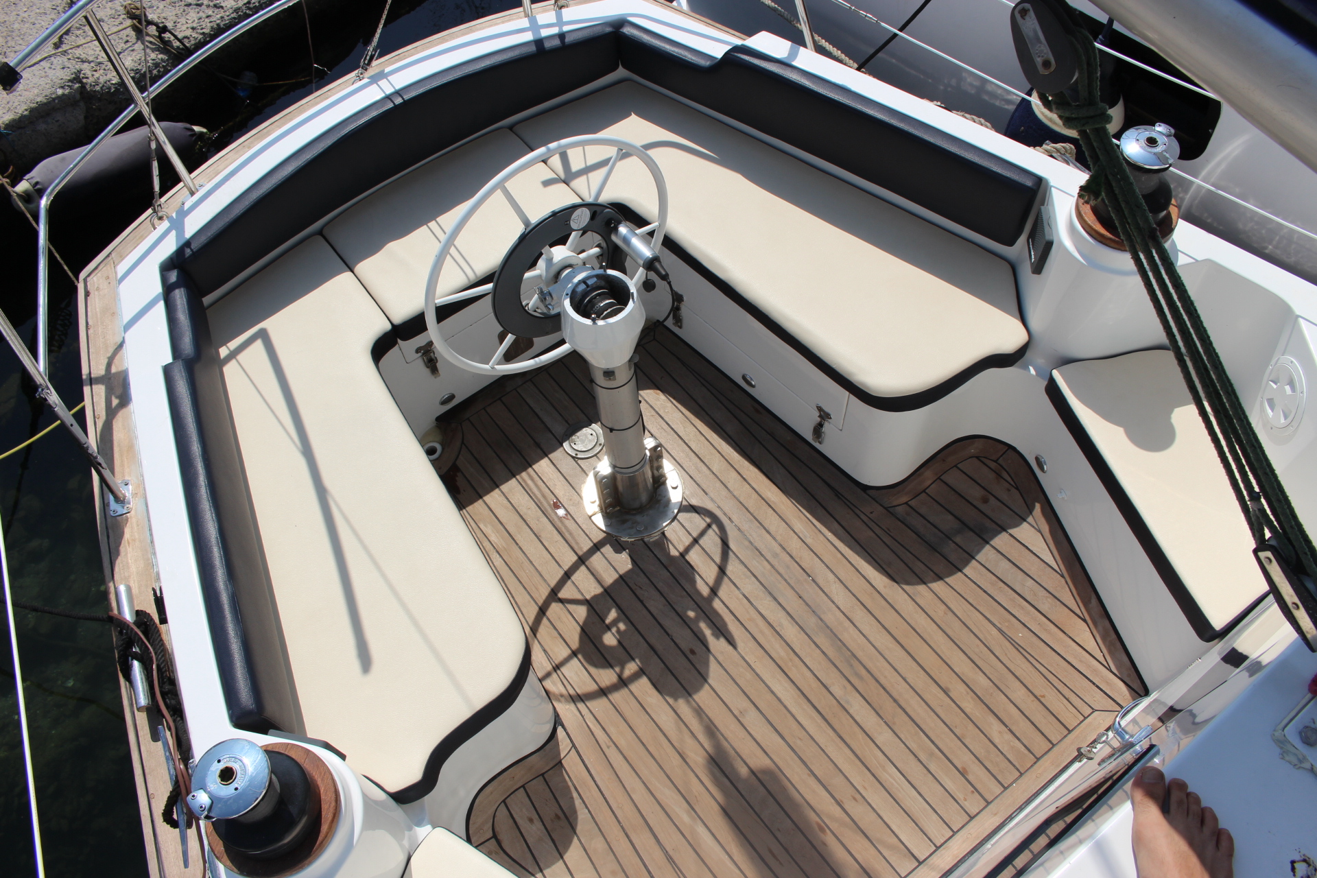 Sailboat Restoration - Colvic Victor 34'' - Image 8