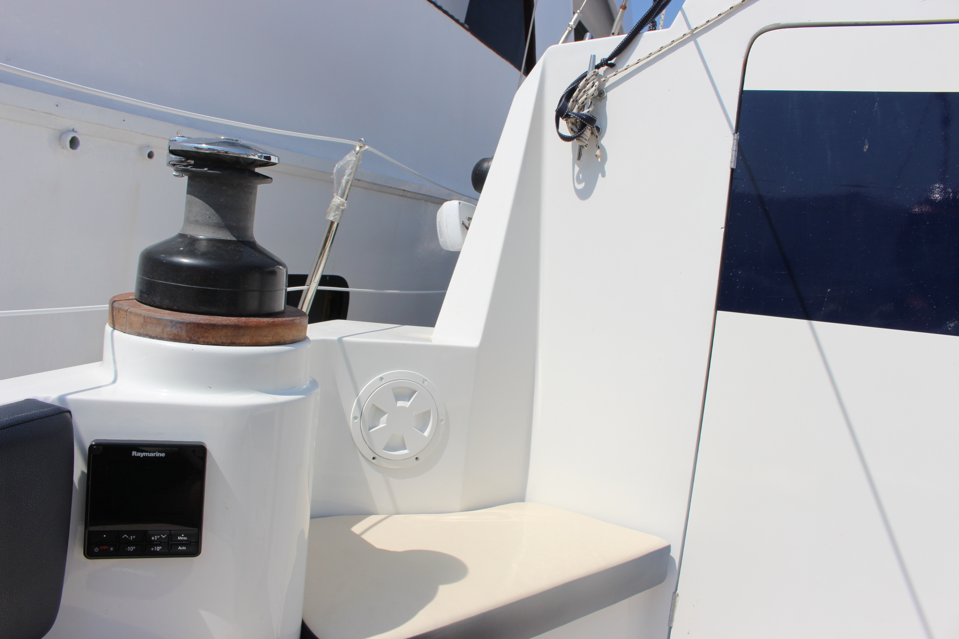 Sailboat Restoration - Colvic Victor 34'' - Image 10