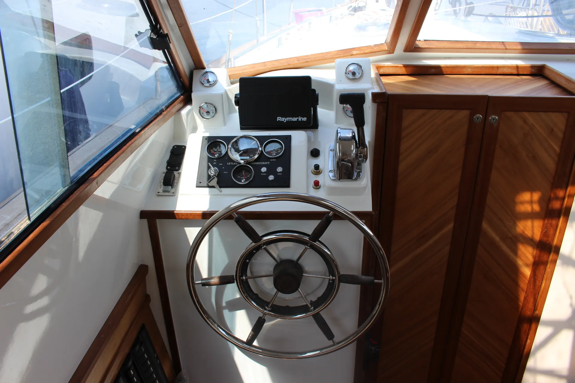 Sailboat Restoration - Colvic Victor 34'' - Image 11