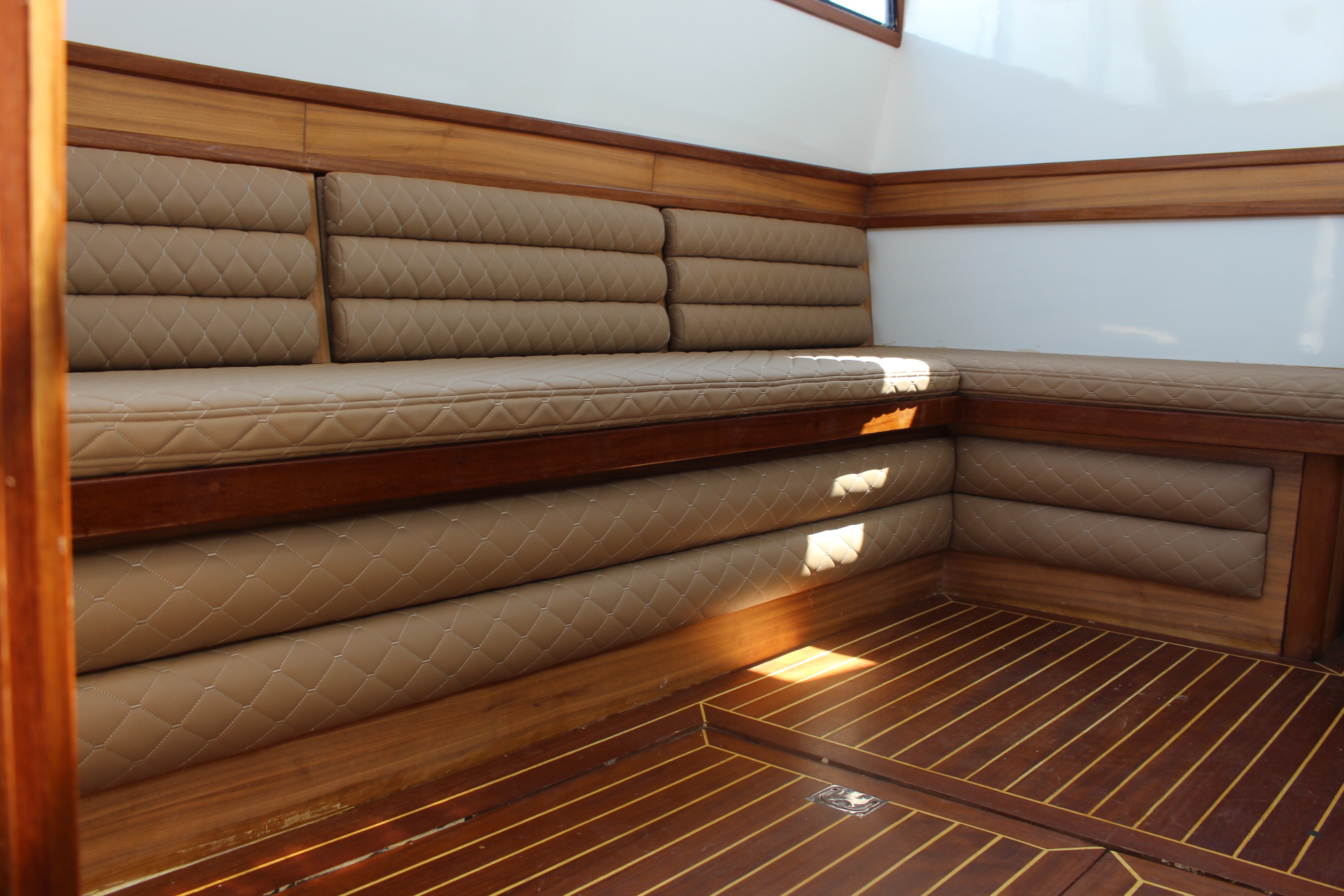 Sailboat Restoration - Colvic Victor 34'' - Image 13