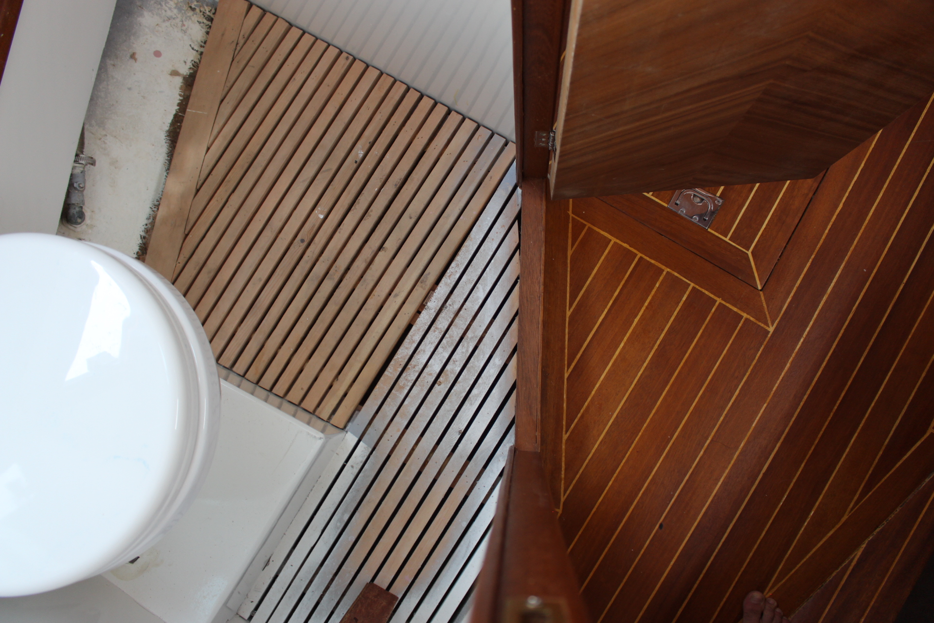 Sailboat Restoration - Colvic Victor 34'' - Image 21